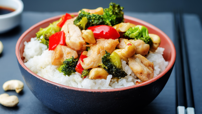 Asiatische Hühnchen-Brokkoli Pfanne