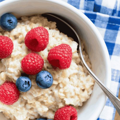Porridge mit Beeren